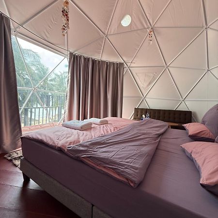 Infinity Beach Club Resort & Hostel Koh Phangan Baan Tai Exterior foto