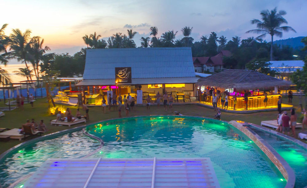 Infinity Beach Club Resort & Hostel Koh Phangan Baan Tai Exterior foto
