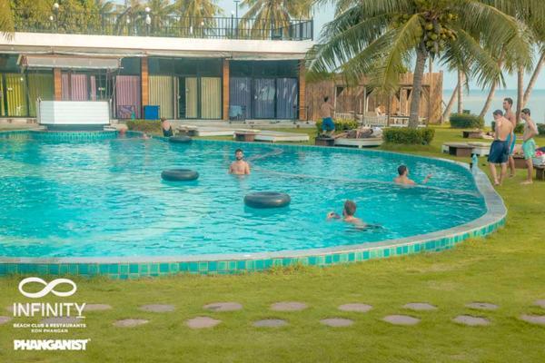 Infinity Beach Club Resort & Hostel Koh Phangan Baan Tai Exterior foto